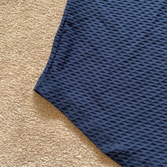 Aerate Open Navy Koral Mesh Workout Tank - Picture 6 of 6